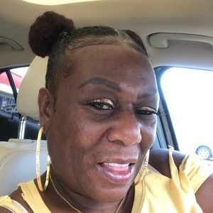 Meet your Posher, Sonya